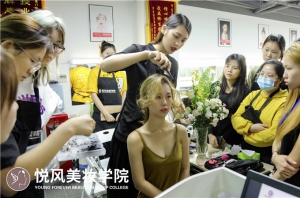 学化妆有什么好处？