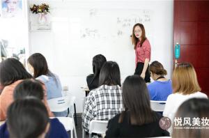 零基础学化妆必看3家靠谱学校，小白闭眼冲不踩坑